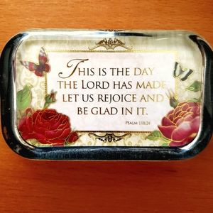 Glass Paperweight - Pooch&Sweetheart